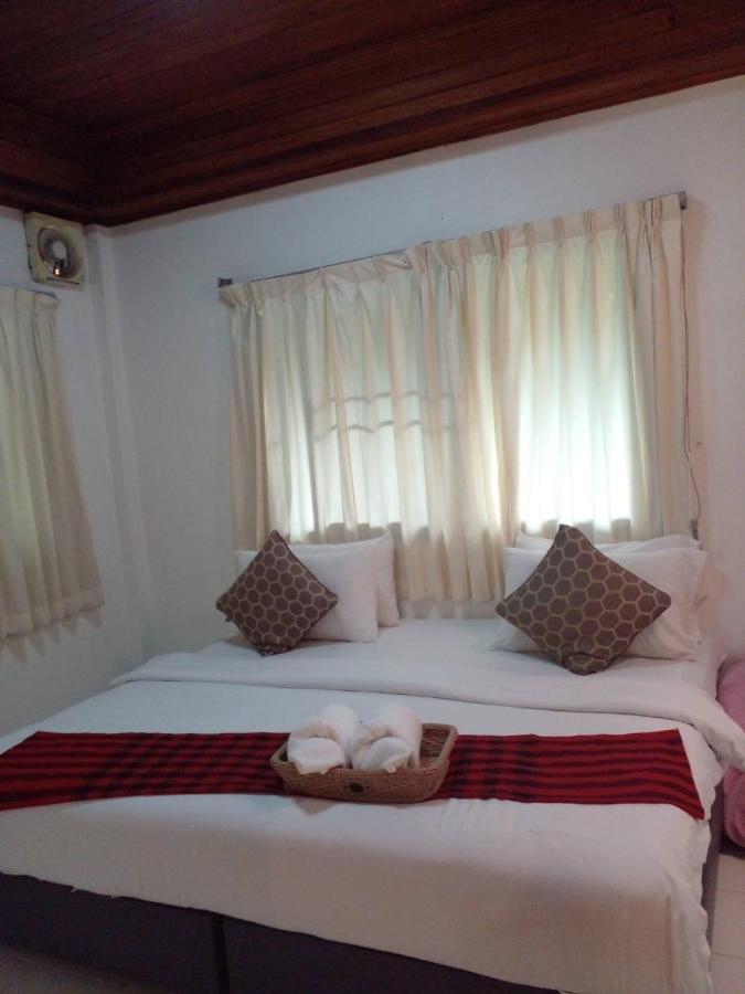 BaanSuanLeelawadee Resort Amphawa Bagian luar foto