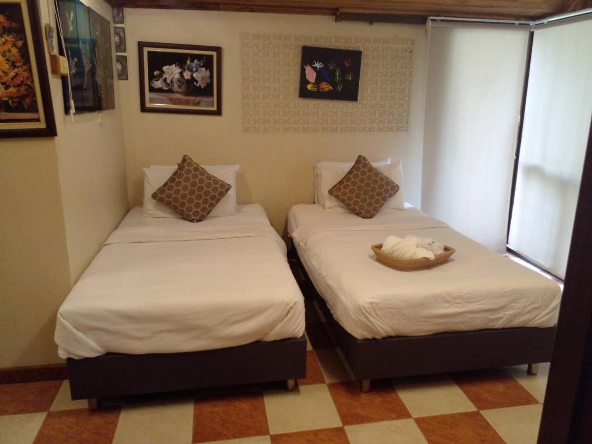 BaanSuanLeelawadee Resort Amphawa Bagian luar foto