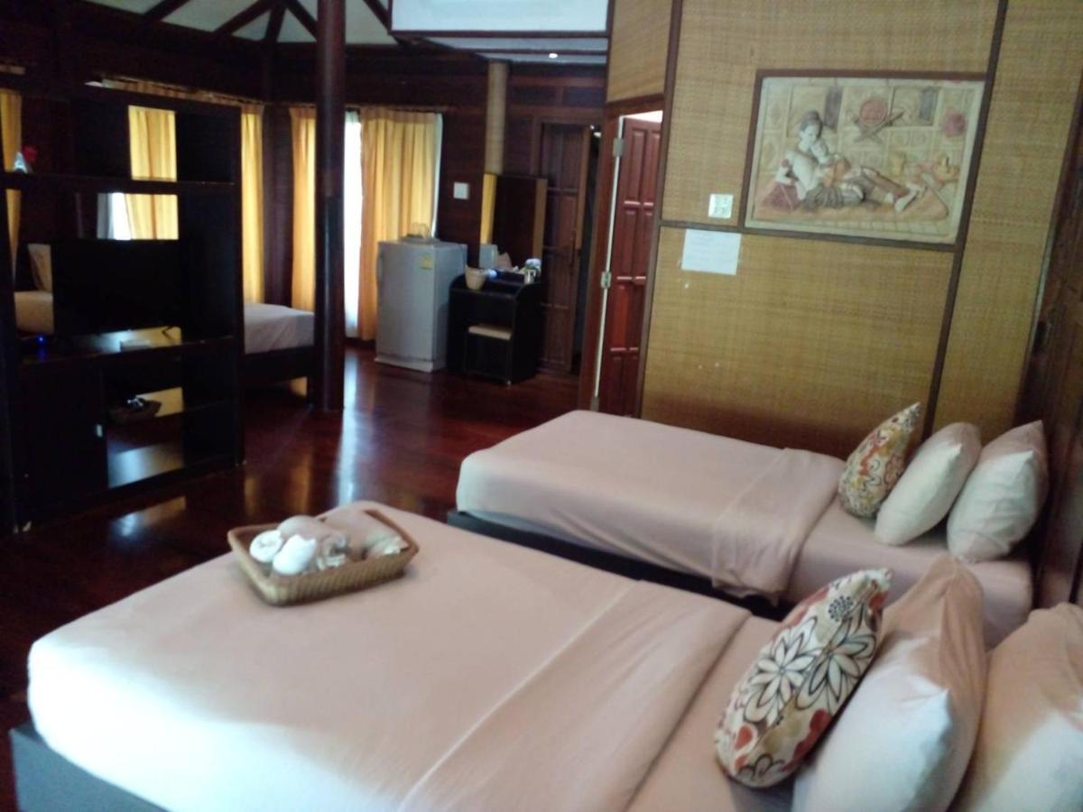 BaanSuanLeelawadee Resort Amphawa Bagian luar foto