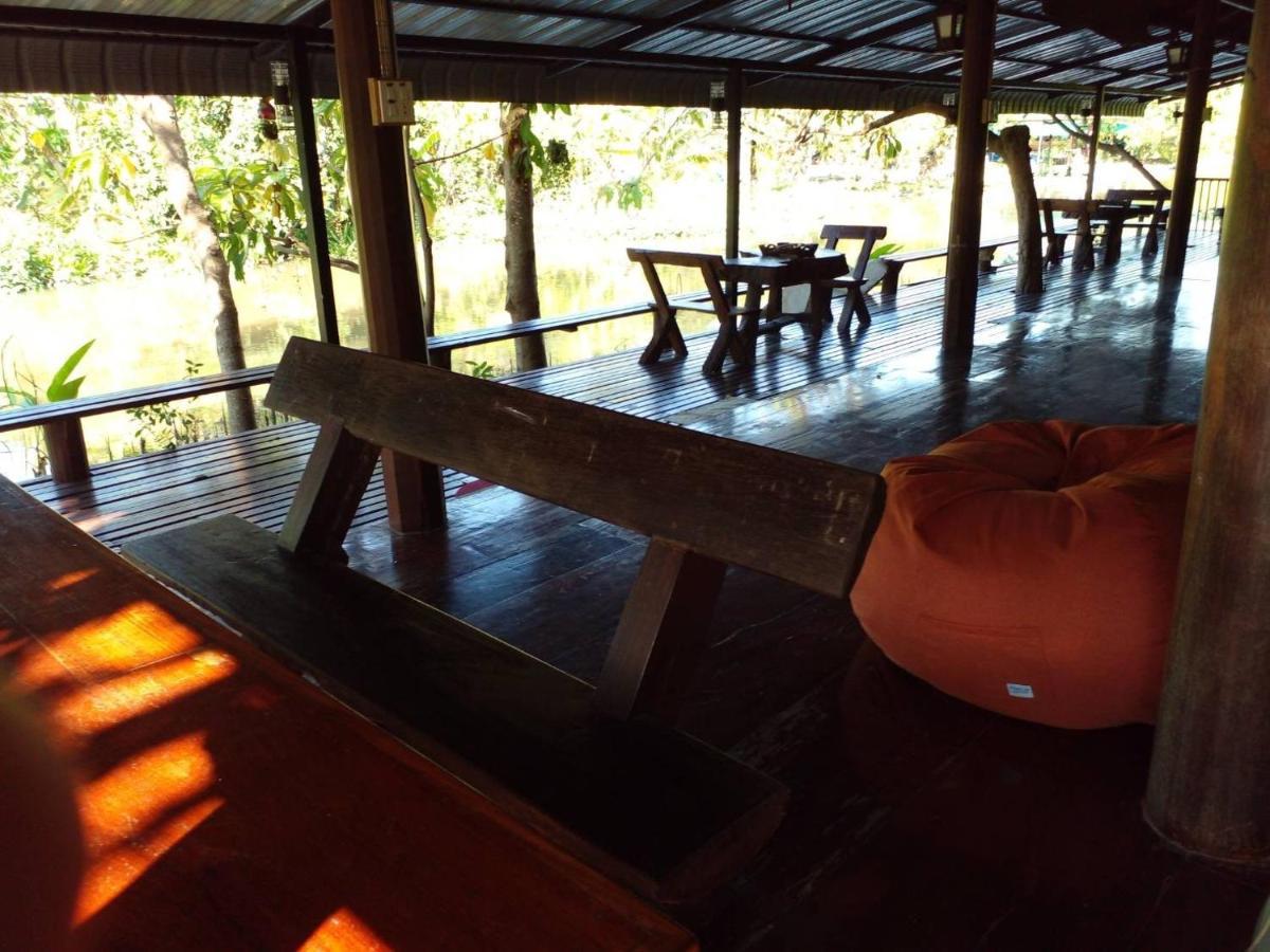 BaanSuanLeelawadee Resort Amphawa Bagian luar foto