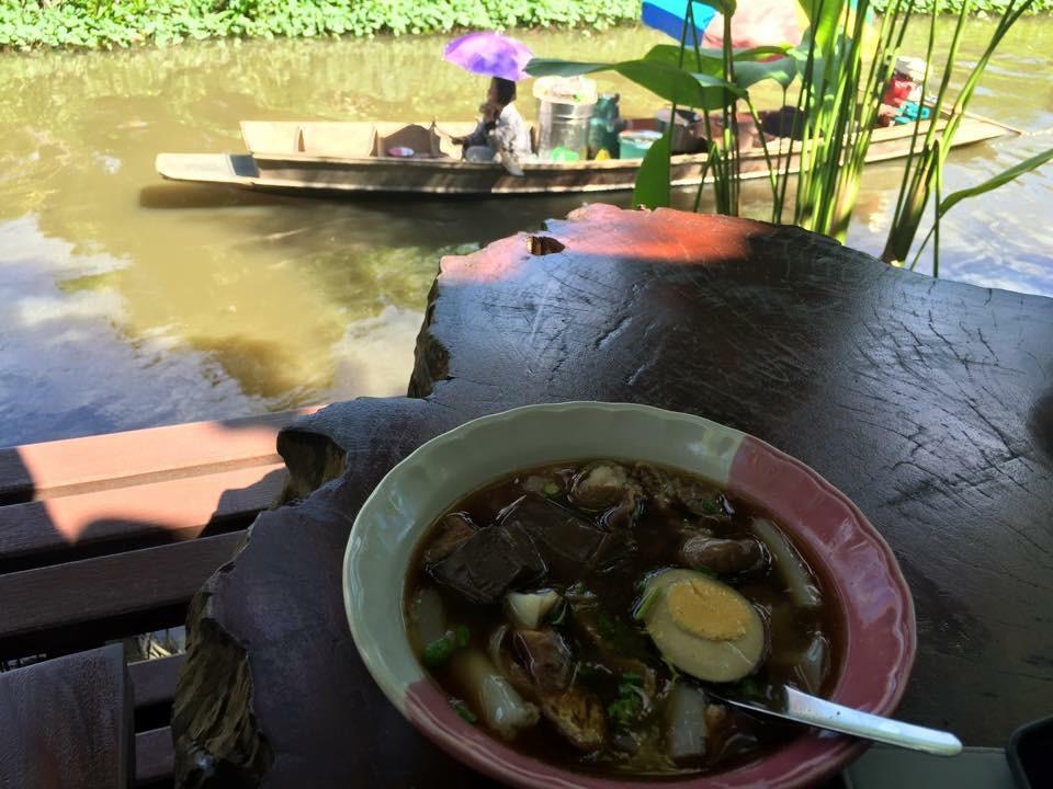 BaanSuanLeelawadee Resort Amphawa Bagian luar foto