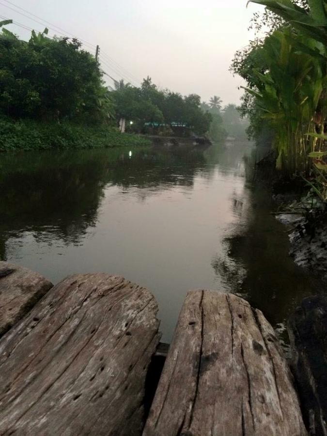 BaanSuanLeelawadee Resort Amphawa Bagian luar foto