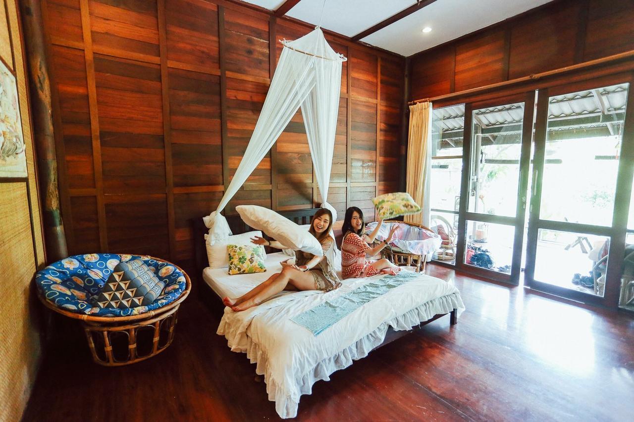 BaanSuanLeelawadee Resort Amphawa Bagian luar foto